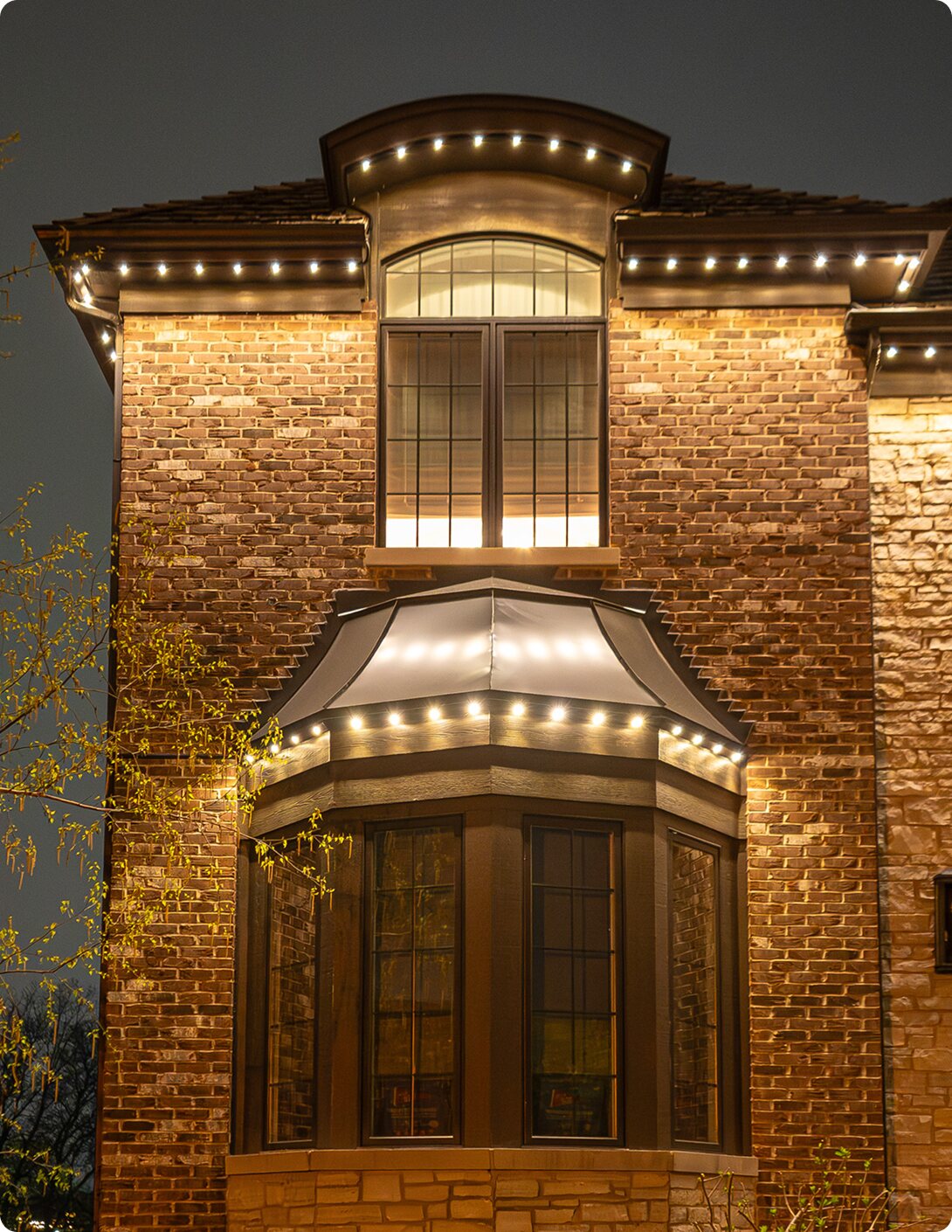 Omaha home lit for the season by Thanksgiving weekend, the peak of holiday light installation